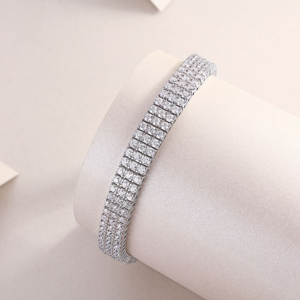 Chain of Brilliance - Made of morganite, 925 sterling silver and platinum-plated diamonds, it is a fashionable jewelry bracelet and a luxurious silver accessory. - MC Online