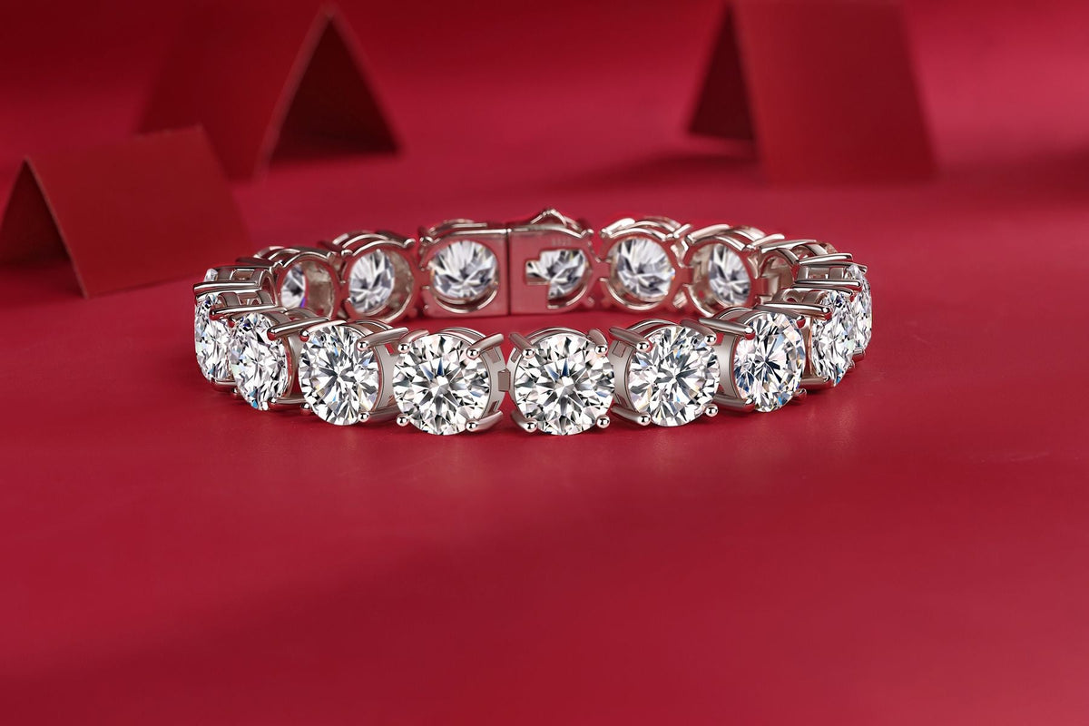 Half-summer brilliance - Made of morganite, 925 sterling silver and platinum-plated diamonds, it is a fashionable jewelry bracelet and a luxurious silver accessory. - MC Online
