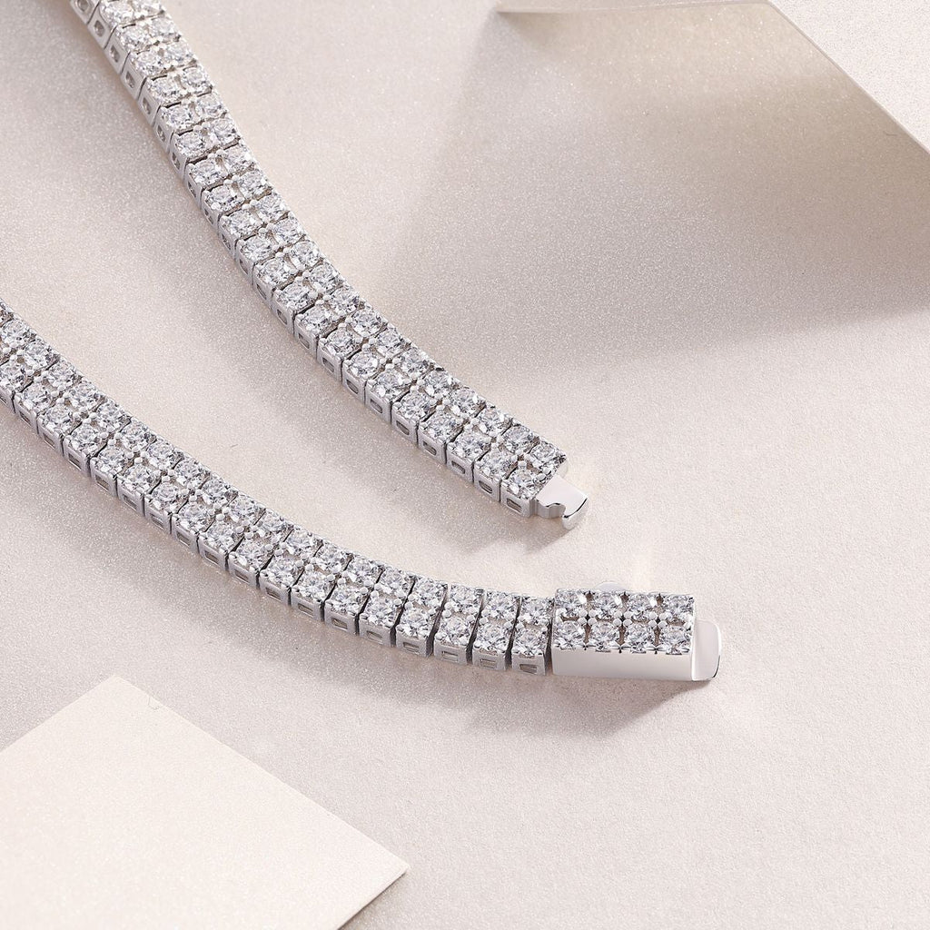 Scattered like stars - Made of morganite, 925 sterling silver and platinum-plated diamonds, it is a fashionable jewelry bracelet and a luxurious silver accessory. - MC Online