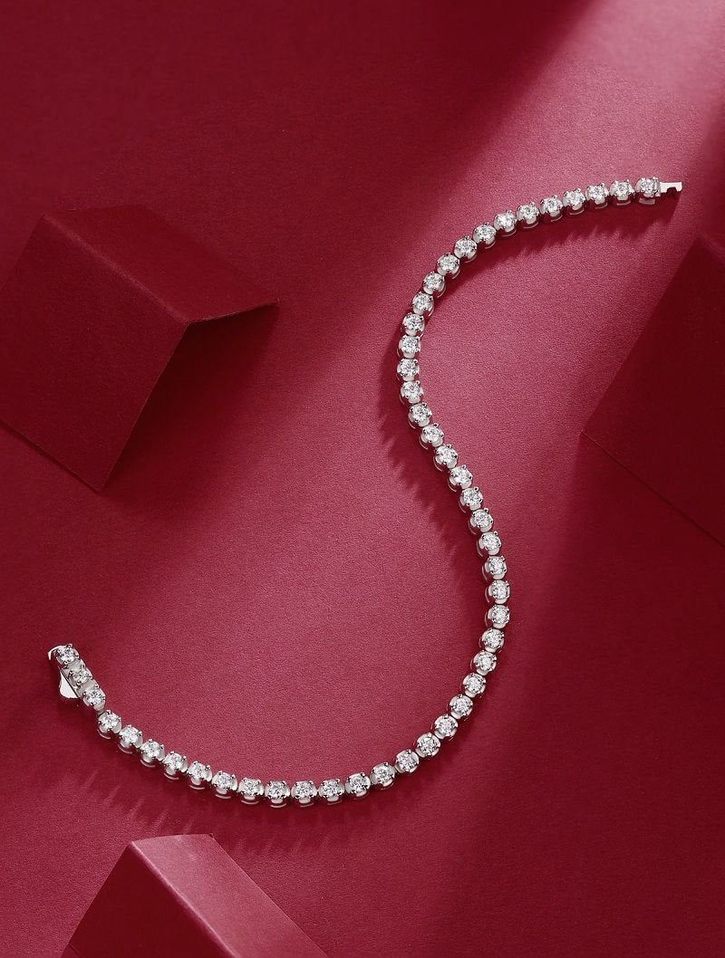 Starry Sky - Made of morganite, 925 sterling silver and platinum-plated diamonds, it is a fashionable jewelry bracelet and a luxurious silver accessory. - MC Online