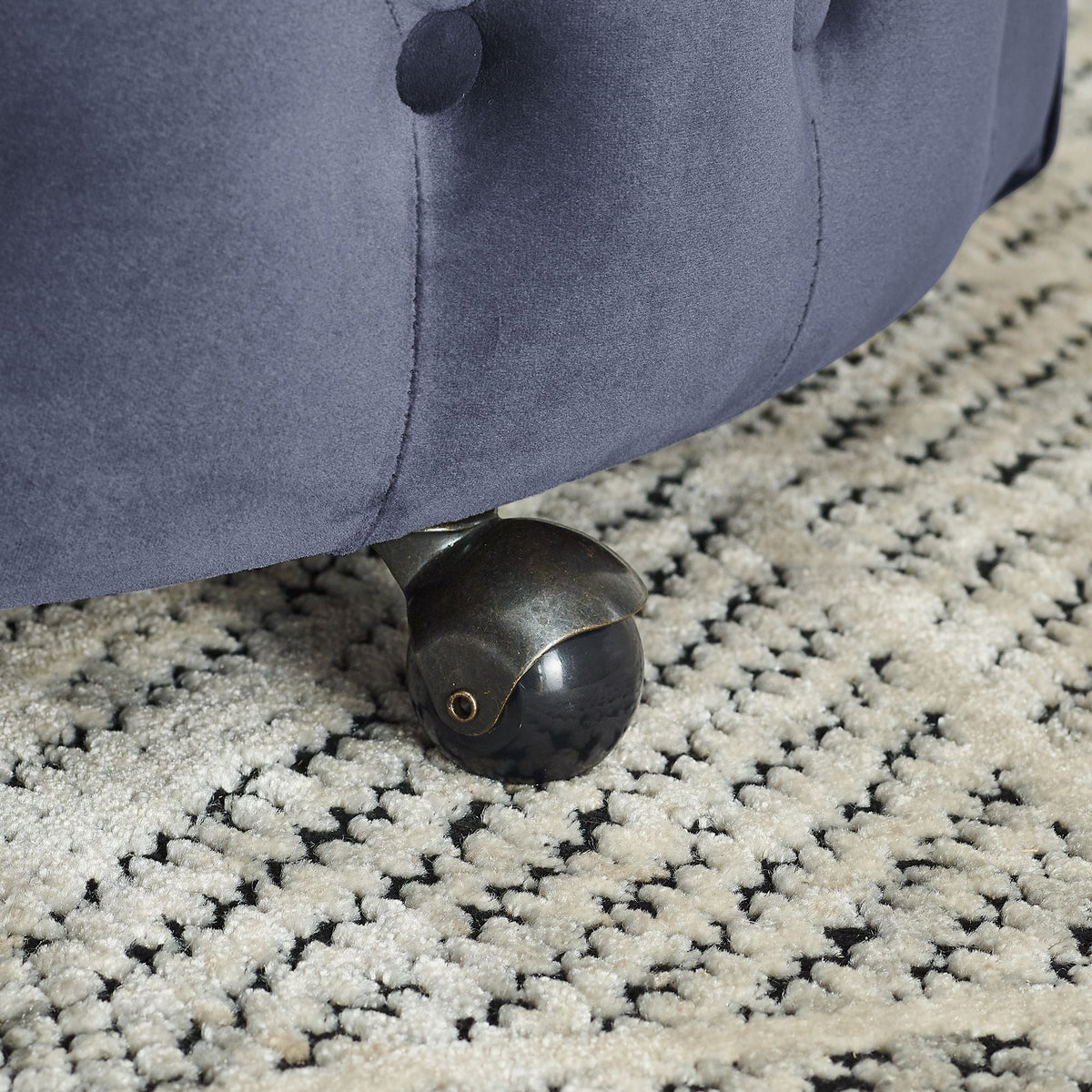Velvet Upholstered Swivel Chair for Living Room, with Button Tufted Design and Movable Wheels, Including 3 Pillows - MC Online